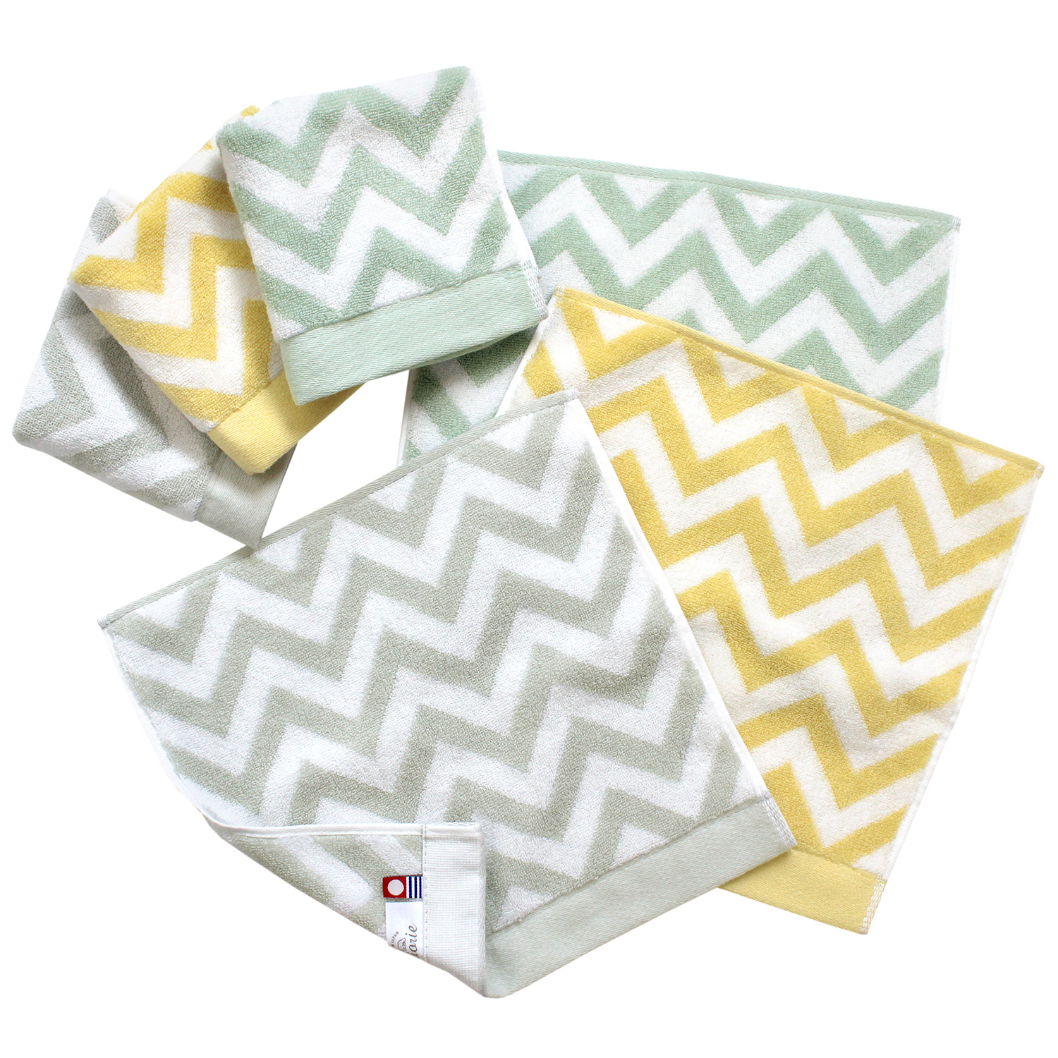 Japan Chiikawa Towel Handkerchief - Hachiware : Happy Dance